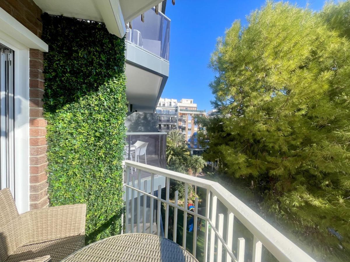 Deluxe Center Apartment Benidorm Exterior photo