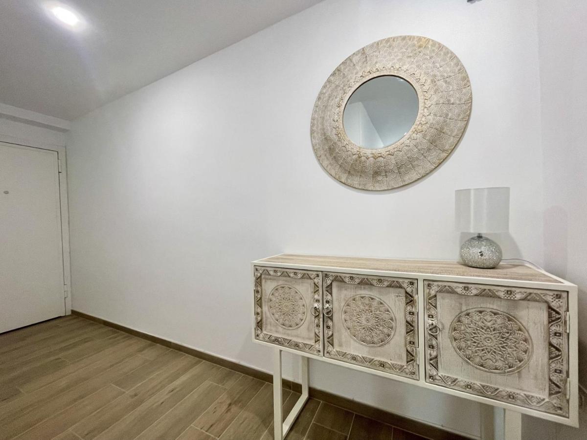 Deluxe Center Apartment Benidorm Exterior photo